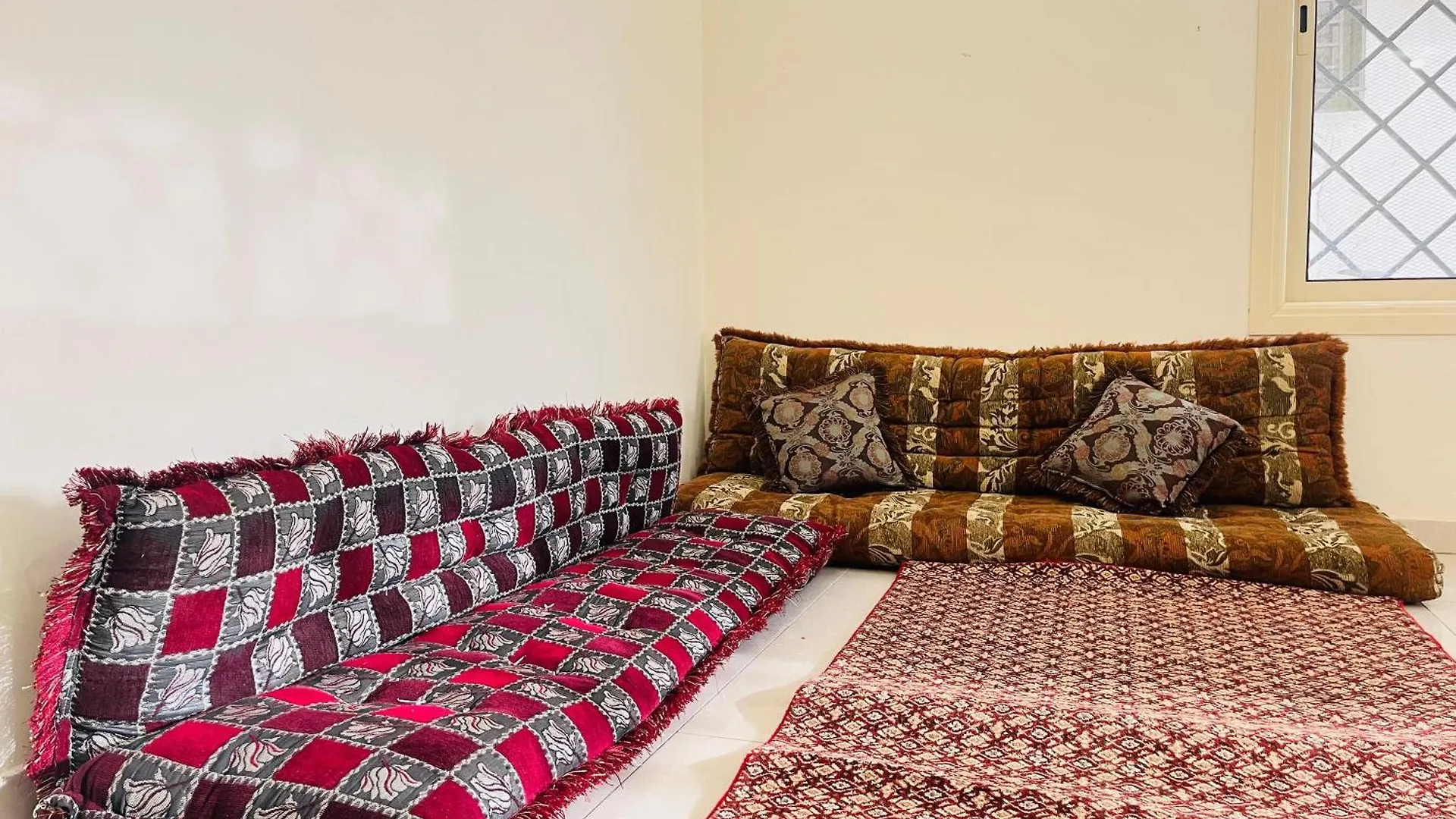 Al-Farooq Apartment Medina